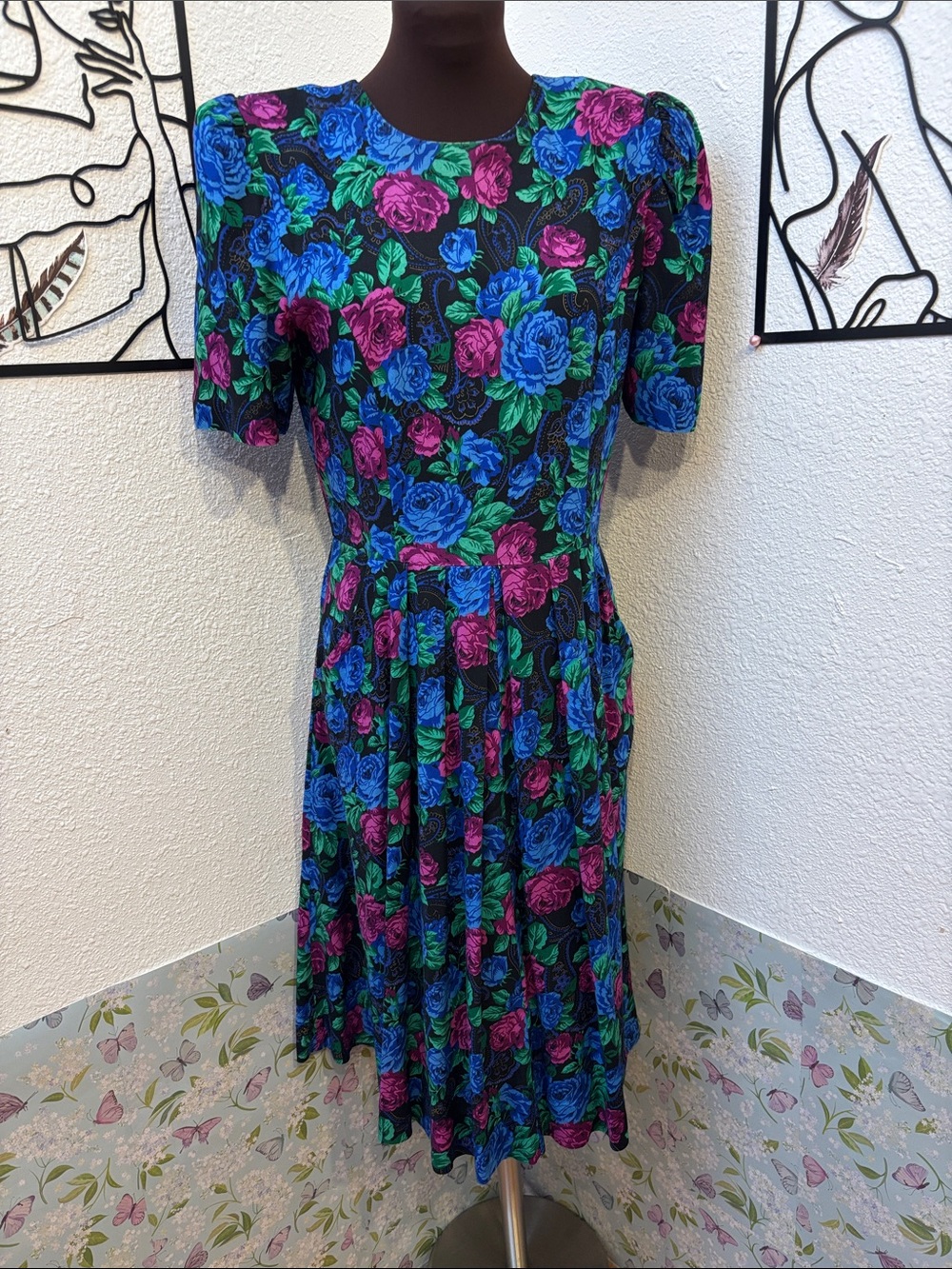 Vintage 1970/1980’s PS Illustrations blue and magenta floral midi dress. Size 8.